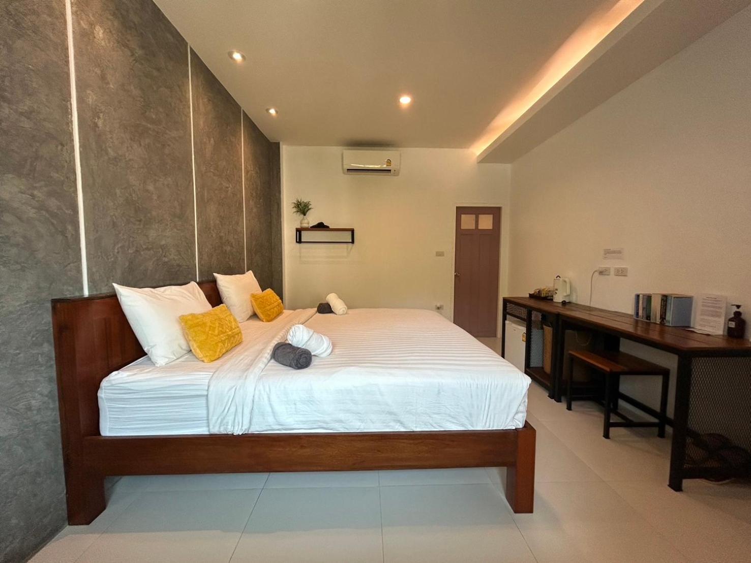 Phangan Hometown Resort - Adults Only Baan Tai Bilik gambar